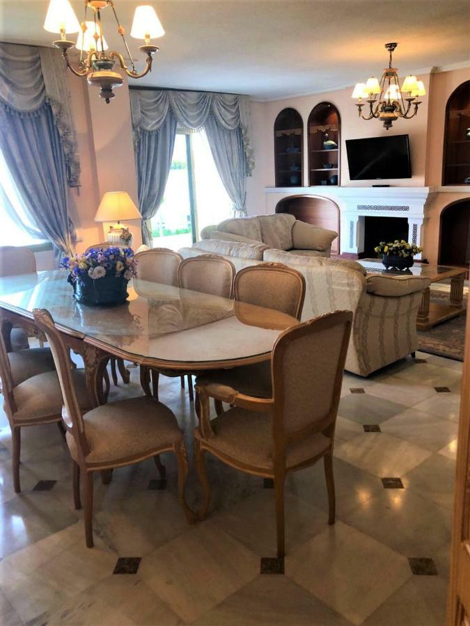 Апартаменти Riyadh House Марбелья Екстер'єр фото